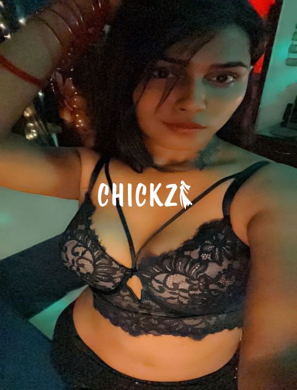 This is call girl in Bangalore and only cash payment 