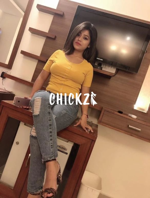 Finding the Top Call Girls in Jadavpur, Kolkata